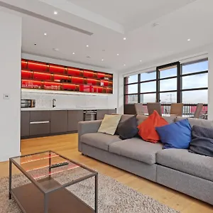 Apartment Excel Side, London